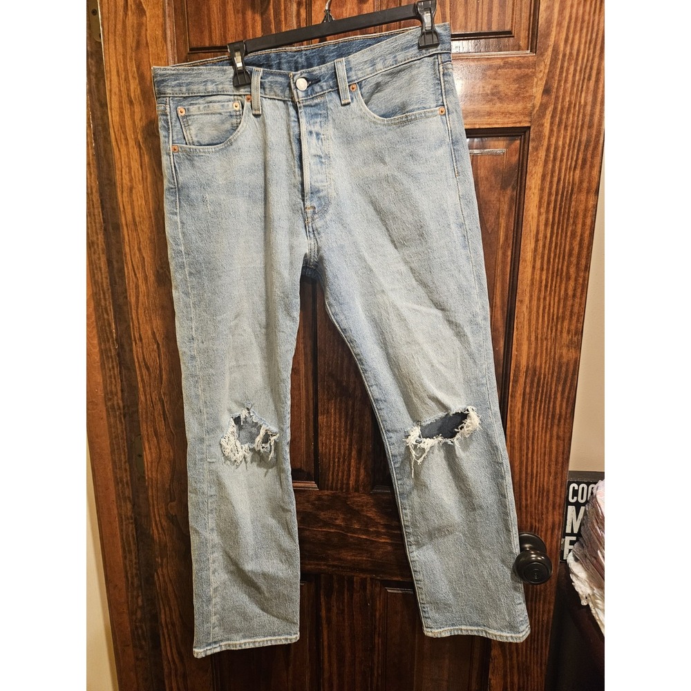 Levis 501 Original Fit Distressed Light Wash Jeans 32x29 Multi Button Fly Denim